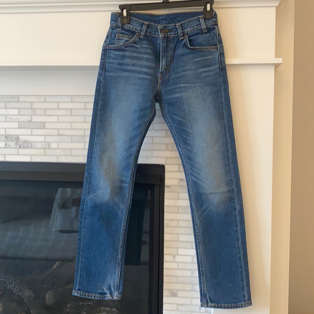 Levi’s 505 size 25. Medium blue color. New